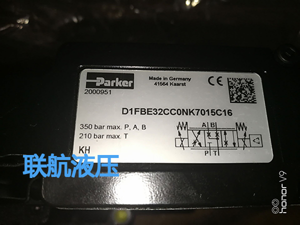 派克比例先导阀D1FBE32CC0NK7015C16                              